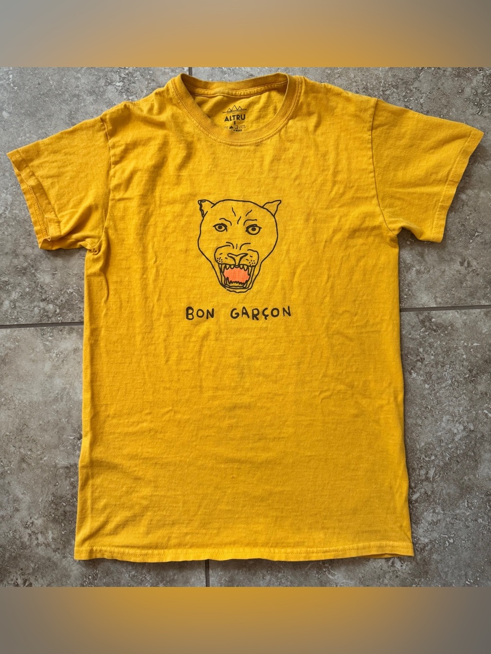 Altru BON GARÇON (Good Boy) Panther T-Shirt Small Yellow/Gold French Garcon READ